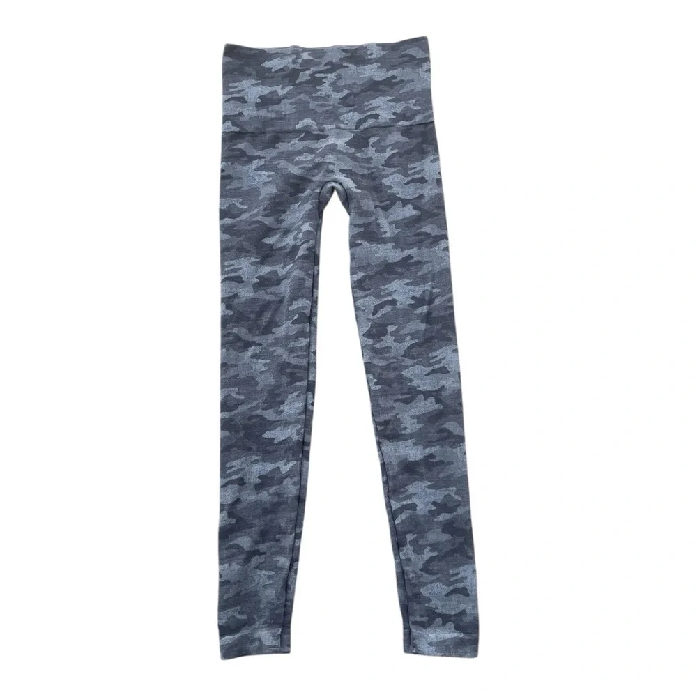 SPANX Look At Me Now Camo High Rise Leggings - Picture 3 of 4